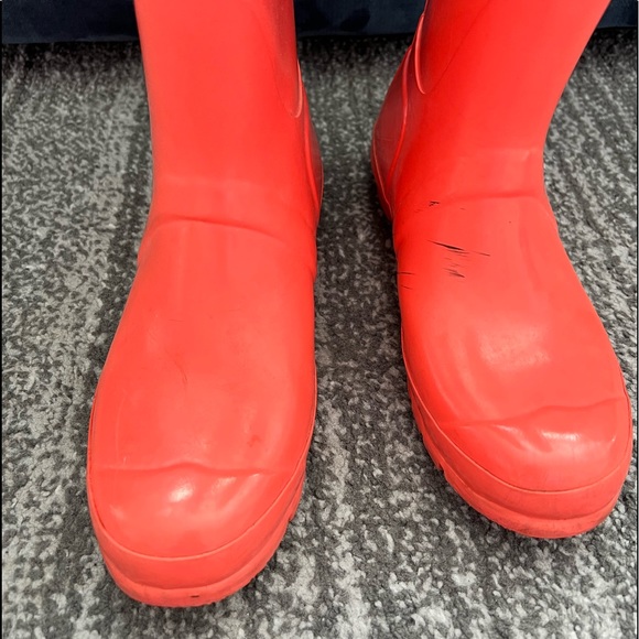 Pink Hunter rain boots with winter insert socks! - Picture 3 of 3